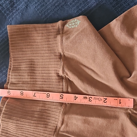 GUC Free People Movement| Good Karma 7/8 Leggings| W Sz M/L| Nutmeg 🍂 - Picture 11 of 12